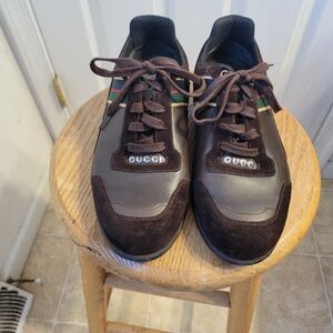 Gucci Men's Dark Brown Sneakers with Green and Red Accents Size 7 Euro. 8/2 Usa